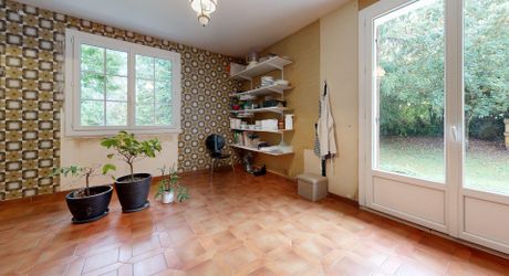 Maison familiale ultra-fonctionnelle : plain-pied avec un fort potentiel aux portes du village.Visite virtuelle sur demande