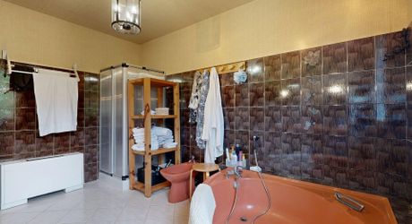 Maison familiale ultra-fonctionnelle : plain-pied avec un fort potentiel aux portes du village.Visite virtuelle sur demande