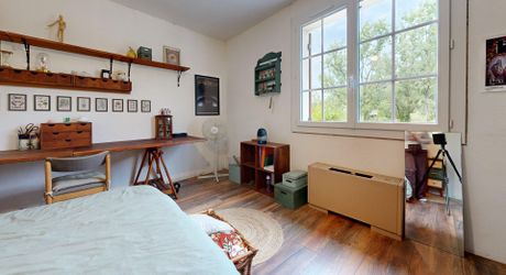Maison familiale ultra-fonctionnelle : plain-pied avec un fort potentiel aux portes du village.Visite virtuelle sur demande