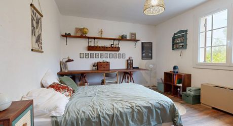 Maison familiale ultra-fonctionnelle : plain-pied avec un fort potentiel aux portes du village.Visite virtuelle sur demande