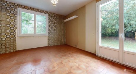 Maison familiale ultra-fonctionnelle : plain-pied avec un fort potentiel aux portes du village.Visite virtuelle sur demande