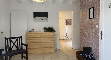 Maison familiale ultra-fonctionnelle : plain-pied avec un fort potentiel aux portes du village.Visite virtuelle sur demande