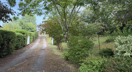 Maison familiale ultra-fonctionnelle : plain-pied avec un fort potentiel aux portes du village.Visite virtuelle sur demande