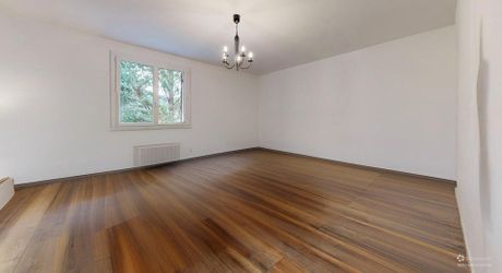 Maison familiale ultra-fonctionnelle : plain-pied avec un fort potentiel aux portes du village.Visite virtuelle sur demande
