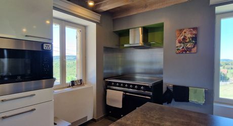Maison Perigordine ancienne rénovée avec piscine et terrain de 3762m2