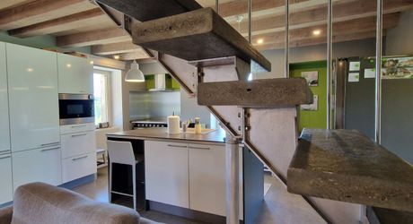 Maison Perigordine ancienne rénovée avec piscine et terrain de 3762m2