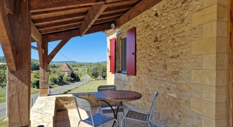 Maison Perigordine ancienne rénovée avec piscine et terrain de 3762m2