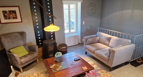 Maison Perigordine ancienne rénovée avec piscine et terrain de 3762m2