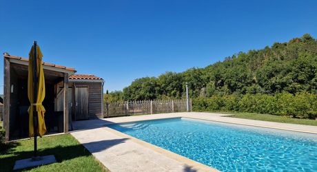 Maison Perigordine ancienne rénovée avec piscine et terrain de 3762m2