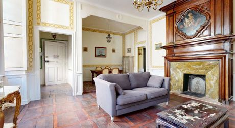 Un immeuble d'exception à Sarlat : l'art de vivre périgourdin comme projet d'investissement. Vidéos sur demande