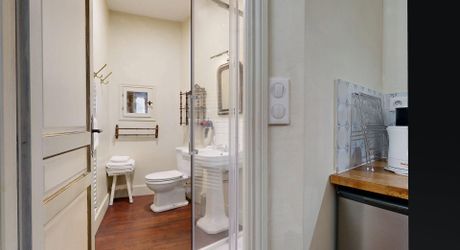 Sarlat Historique – Studio d'exception au 1er étage noble (XIIIe siècle). Visite virtuelle sur demande
