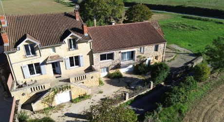 Maison de 8 pièces de 220 m² à Sagelat