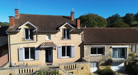 Maison de 8 pièces de 220 m² à Sagelat