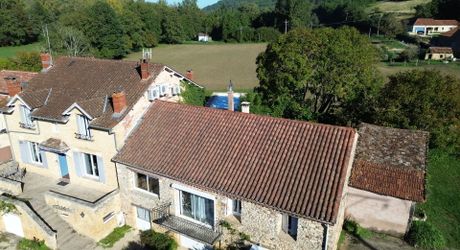 Maison de 8 pièces de 220 m² à Sagelat