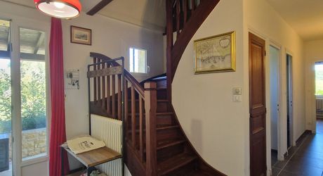Maison perigordine en pierres 150m2, maison d'amis ou de Gardien avec piscine et parc de 7700m2