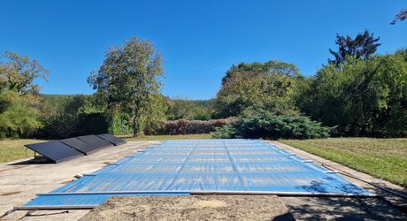 Maison perigordine en pierres 150m2, maison d'amis ou de Gardien avec piscine et parc de 7700m2