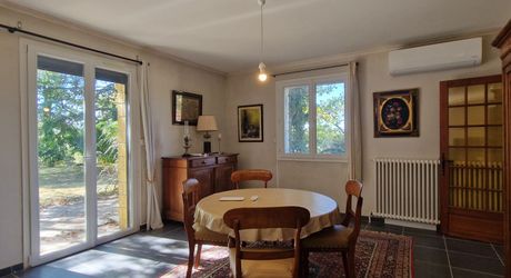 Maison perigordine en pierres 150m2, maison d'amis ou de Gardien avec piscine et parc de 7700m2