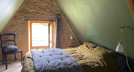 Entre ombre de vigne et douceur de pierre, maison de charme avec 2 chambres et piscine, 10 minutes des commerces