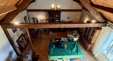 Propriété aux multiples visages aux portes de Paris : volumes, liberté et potentiel équestre. Visite virtuelle sur demande