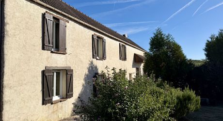 Propriété aux multiples visages aux portes de Paris : volumes, liberté et potentiel équestre. Visite virtuelle sur demande