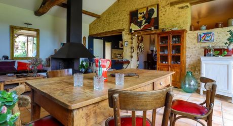  Propriété de charme en Périgord Noir: une douceur de vivre absolue, sans aucun travaux à prévoir