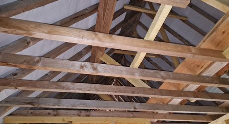 Maison perigordine à terminer , 170m2 prévus et terrain de 2310m2