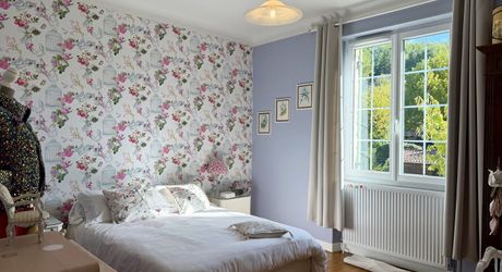 Maison en pierre rénovée avec jardin, appartement indépendant et garage – Commerces à pied