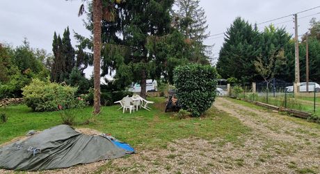 Maison de PLain pied, 3 chambres , jardin,  Garage ,proche des commerces.