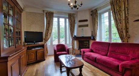 SUD SARLAT - Maison de famille en pierre avec 3 gîtes et piscine 