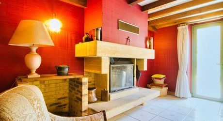 BASTIDE DE DOMME - PERIGOURDINE AVEC GARAGE- COUR INTERIEURE ET CHAMBRE D'HOTES