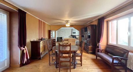 AU COEUR DU PÉRIGORD NOIR - LONGERE AVEC STUDIO - GARAGE ET ATELIER 