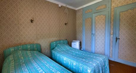 SAINT CYPRIEN maison de plain-pied sur 6244m2