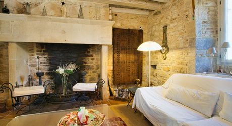 SECTEUR DAGLAN- Au sud de Sarlat – Ensemble de caractère avec maison rénovée, gîte, grange et piscine