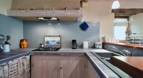 SECTEUR DAGLAN- Au sud de Sarlat – Ensemble de caractère avec maison rénovée, gîte, grange et piscine