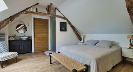 SECTEUR DAGLAN- Au sud de Sarlat – Ensemble de caractère avec maison rénovée, gîte, grange et piscine