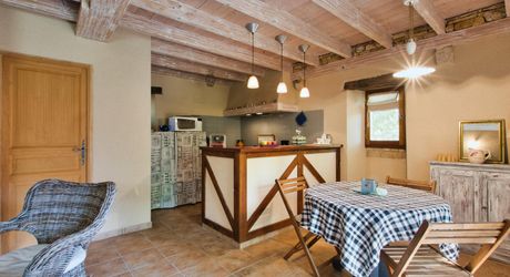 SECTEUR DAGLAN- Au sud de Sarlat – Ensemble de caractère avec maison rénovée, gîte, grange et piscine