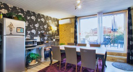 Centre ville de SARLAT - Maison en pierre avec 3 chambres en suite et terrasse