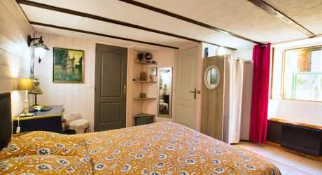 Centre ville de SARLAT - Maison en pierre avec 3 chambres en suite et terrasse