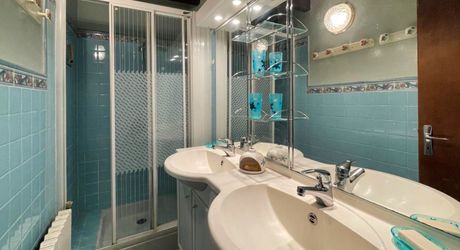 ENSEMBLE DE 2 MAISONS 