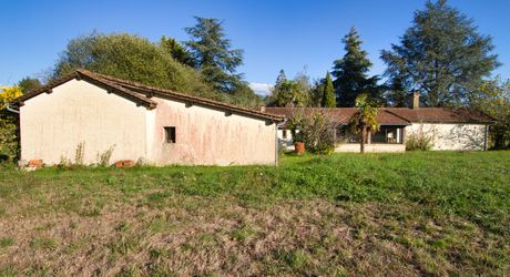 ENSEMBLE DE 2 MAISONS 