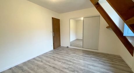 SUD SARLAT- Maison périgordine avec garage 