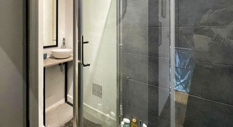 maison de Village en pierre - sur 3088m2 de terrain 