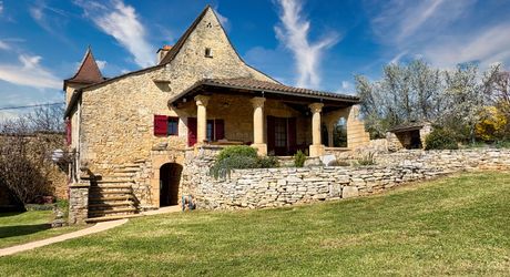 SUD SARLAT- Maison périgourdine avec maison d'amis et piscine