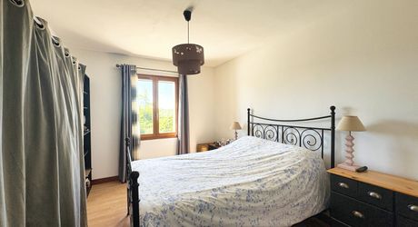 SECTEUR CASTELNAUD - Maison de plain pied avec vue dégagée et piscine