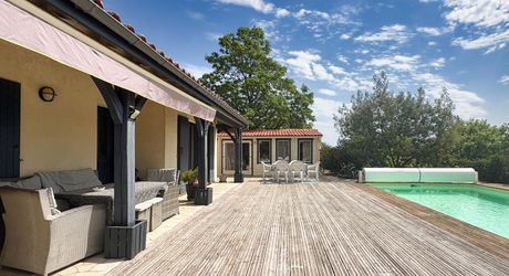 SECTEUR CASTELNAUD - Maison de plain pied avec vue dégagée et piscine