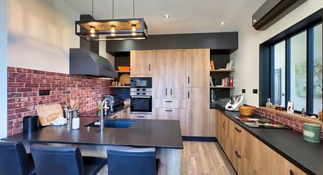 MAISON DE MAITRE EN PARFAIT ETAT AVEC GITE 