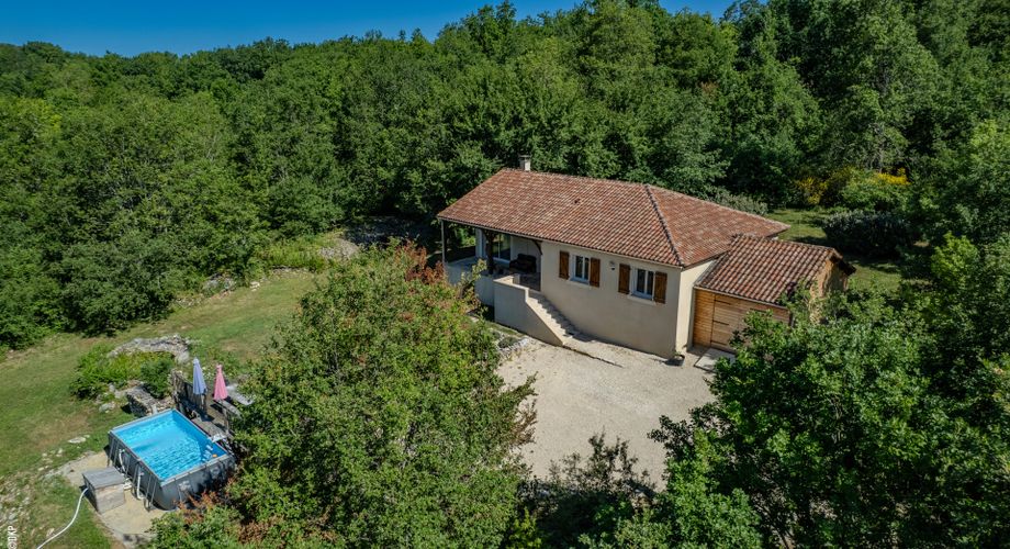 Secteur GOURDON - Agréable et lumineuse Maison de plain-pied au calme sur 1ha10 