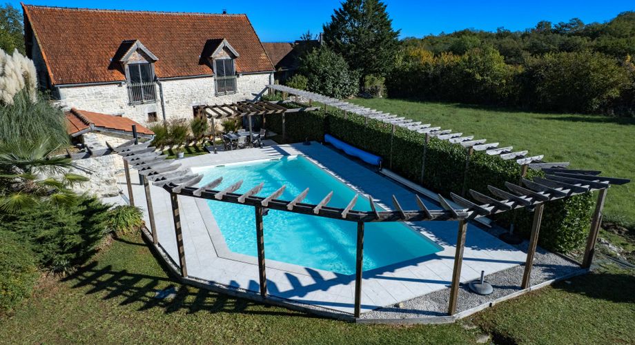 EXCLUSIVITE - Secteur Gourdon-  Demeure de charme sur un beau terrain paysager avec piscine chauffée