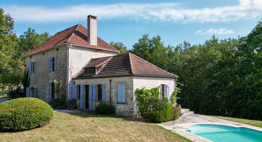 EXCLUSIVITE - Secteur Gourdon - Au calme, Belle Maison en pierre avec maison d'amis attenante sur 1ha7 avec piscine