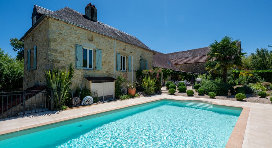 EXCLUSIVITE - Secteur Gourdon - Ravissante Demeure en pierre sur 1161 m² avec piscine et vue